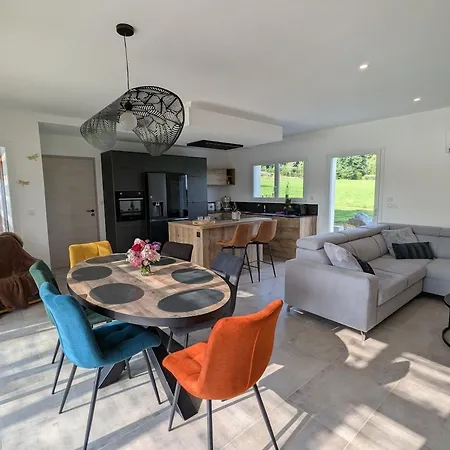 컨트리하우스 Maison De Raffinee Avec Terrasse Et Piscine Partagee - Fr-1-589-837 *