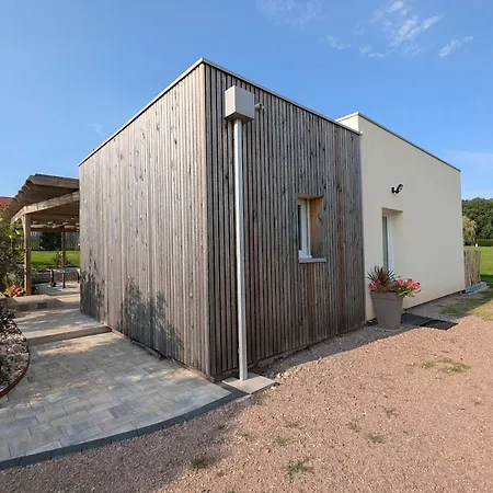 Maison De Raffinee Avec Terrasse Et Piscine Partagee - Fr-1-589-837 컨트리하우스 *